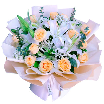 三亚16朵香槟玫瑰2支百合，爱的温暖和幸福