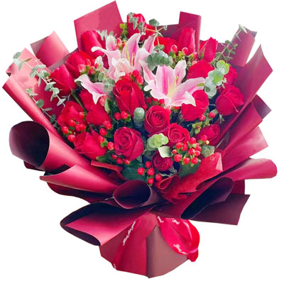 三亚22朵红玫瑰百合，爱的火焰
